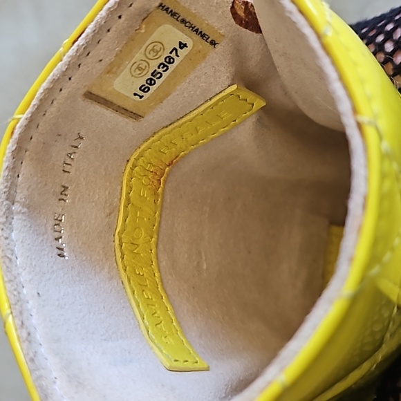 Chanel Neon Green Yellow Diamond Stitch Patent Leather Case Wallet - Picture 6 of 10